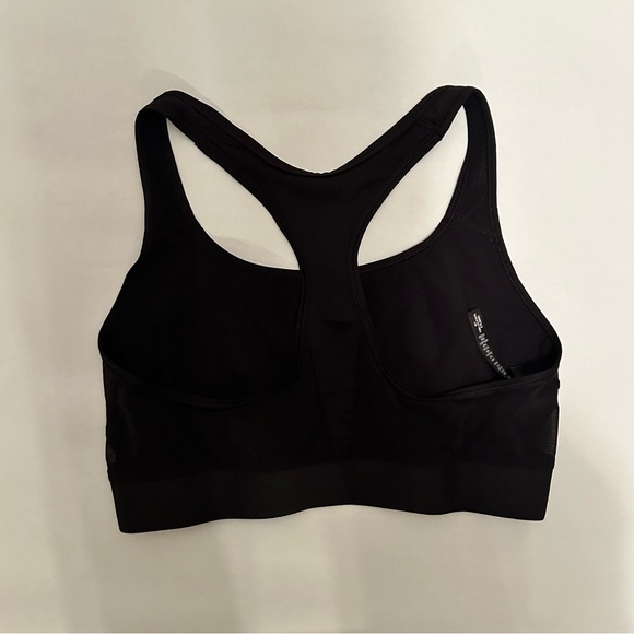 Victoria’s Secret sports bra - Picture 2 of 3